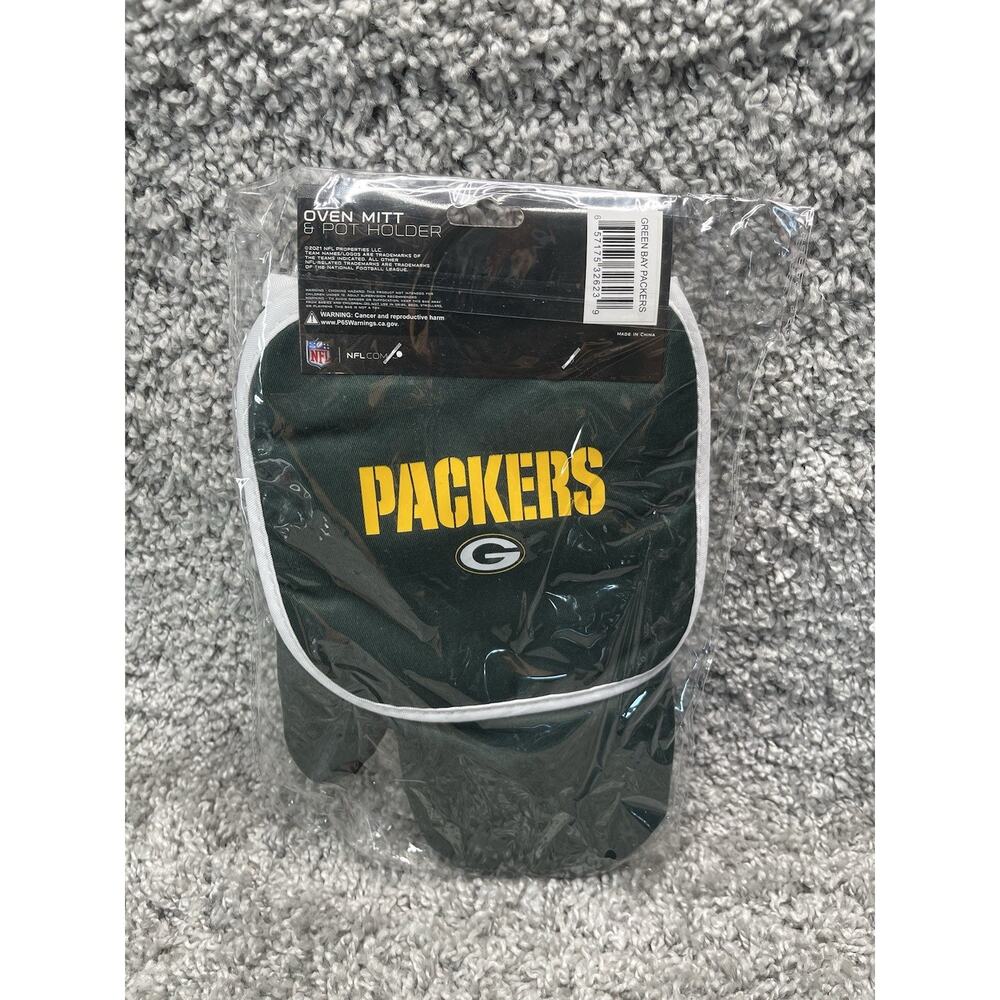 NFL Green Bay Packers Oven Mitt and Pot Holder Set Green Logo 2021 Brand New